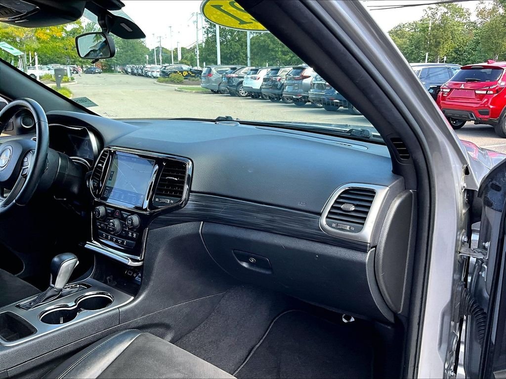 Used 2021 Silver Jeep Laredo X image 13