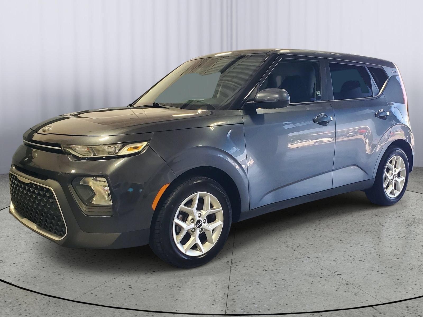 Used 2021 Kia Soul S with VIN KNDJ23AUXM7737656 for sale in Paw Paw, MI