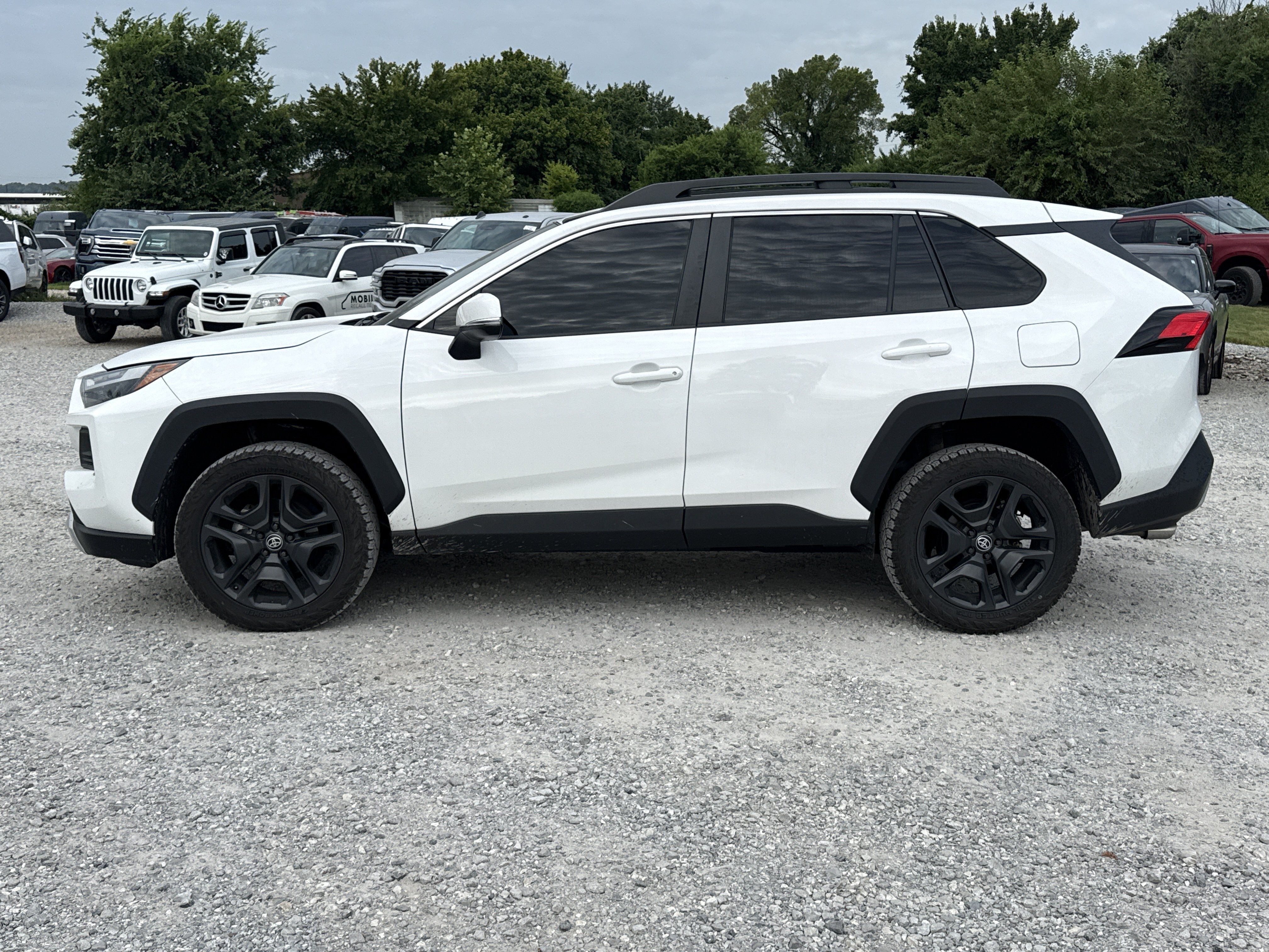 Used 2023 Ice Cap Toyota Adventure AWD image 3
