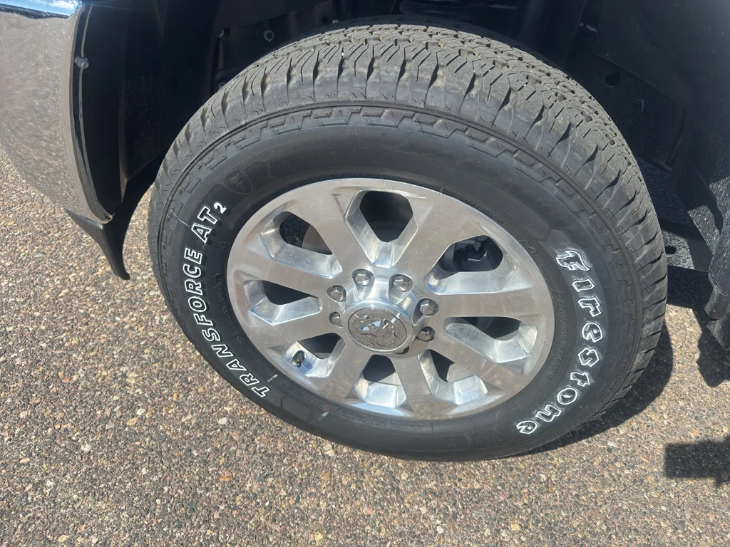 New 2026 Bright White Clear-Coat Exterior Paint RAM Laramie image 28