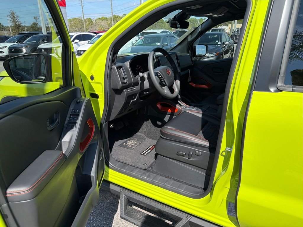 New 2026 Nissan Frontier PRO-4X 4D Crew Cab