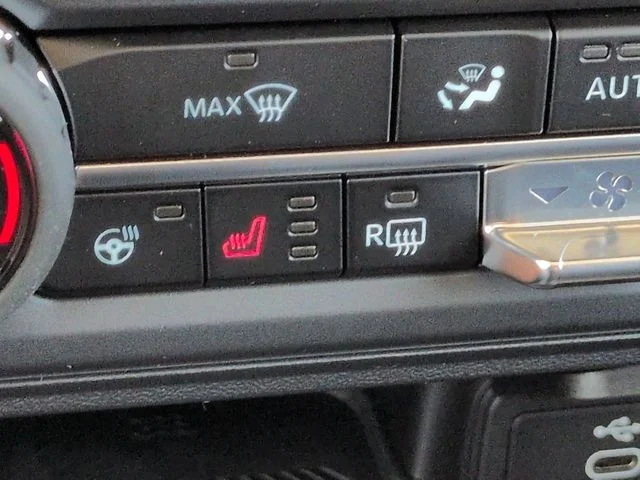 New 2026 Desert Sand Ford Badlands® image 22