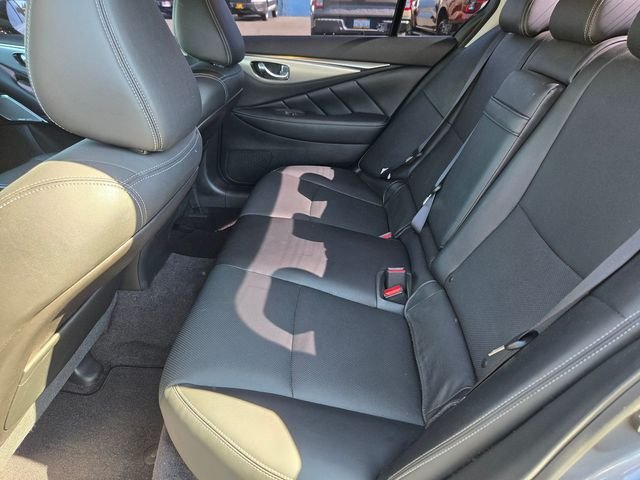 Used 2023 Gray INFINITI LUXE image 10