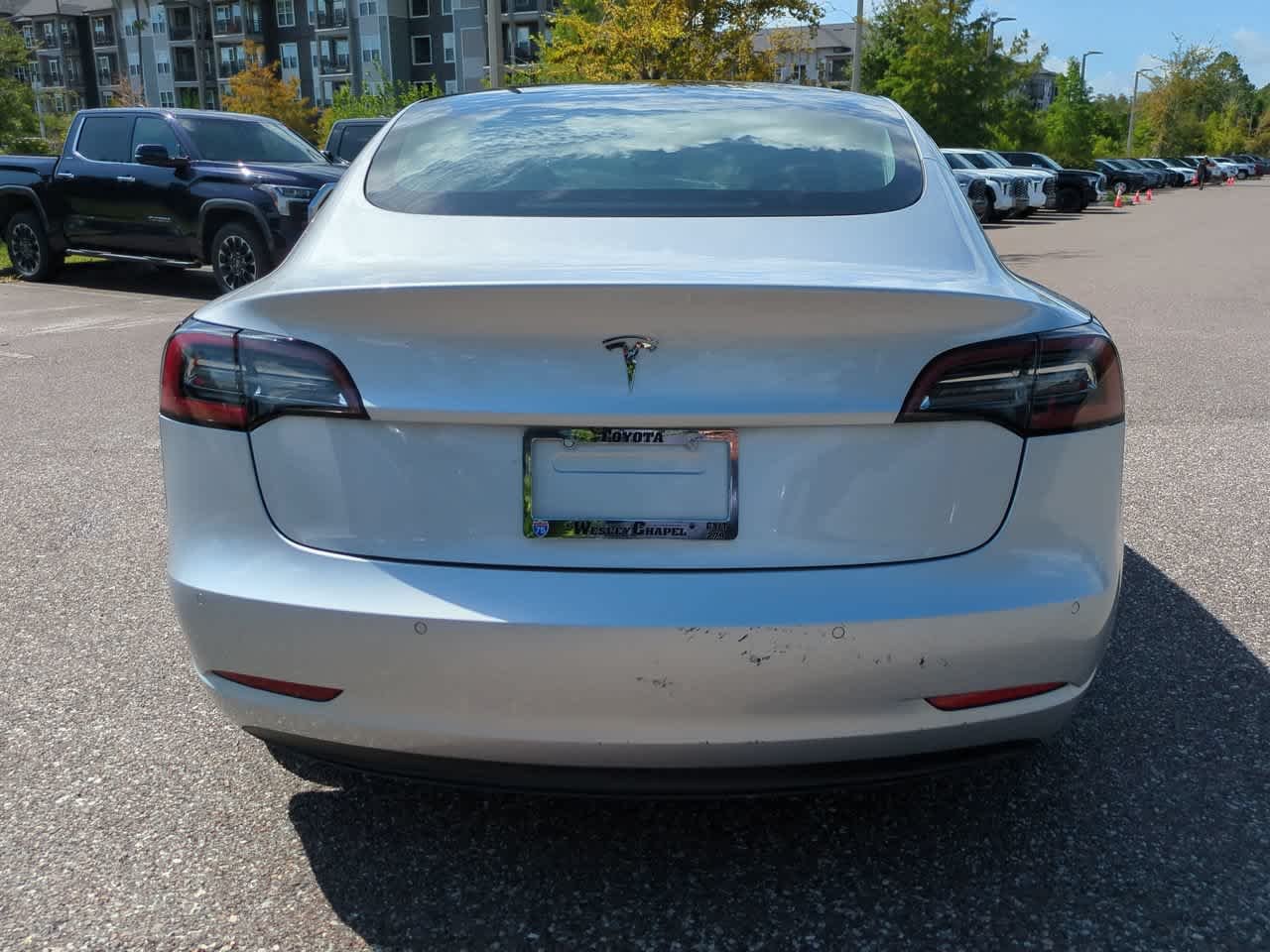 Used 2018  Tesla  image 5