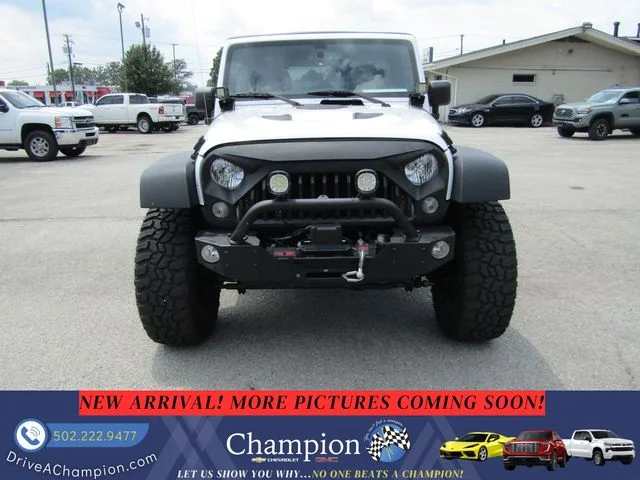 Used 2018 White Jeep Unlimited Sport image 2