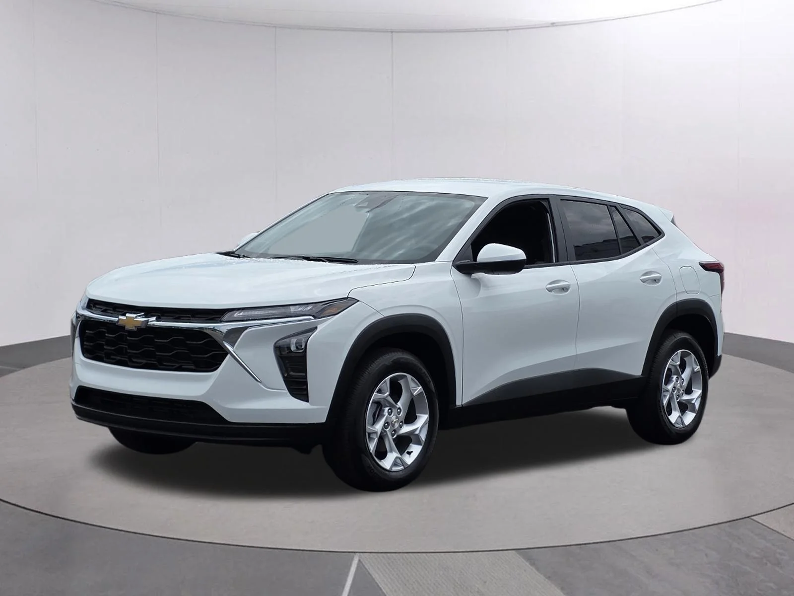 Used 2026 Summit White Chevrolet LS image 1
