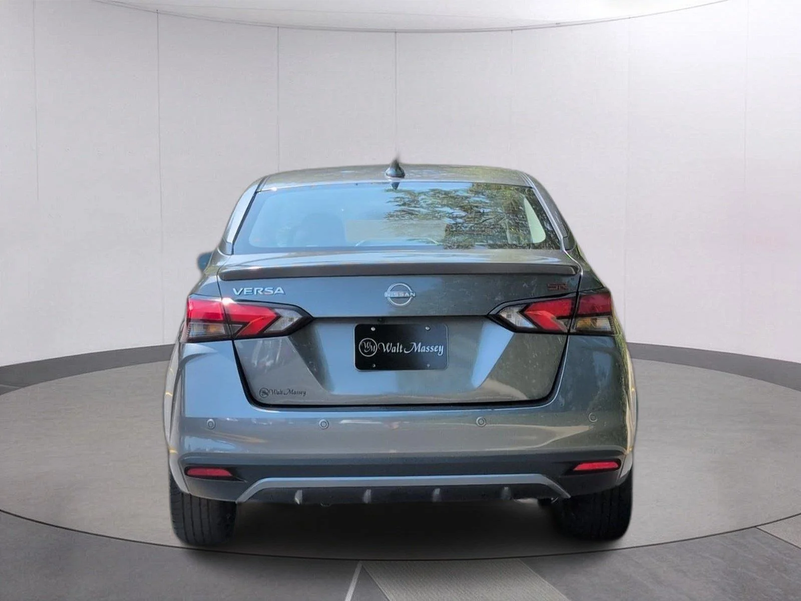 Used 2024 Gun Metallic Nissan SR image 4