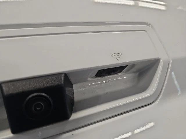 Used 2023 White Ford Outer Banks image 13