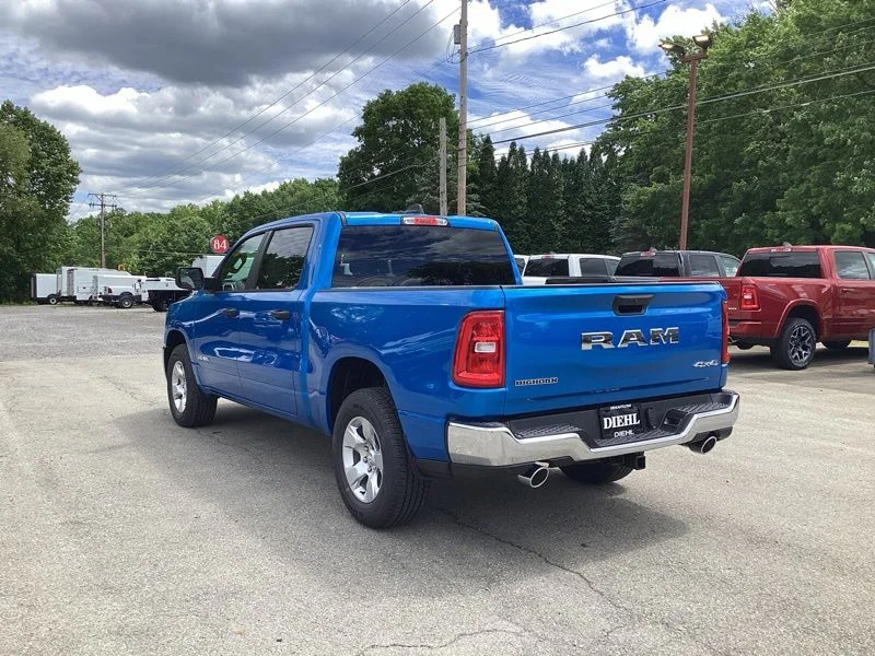 New 2026 Hydro Blue Pearl-Coat Exterior Paint RAM Big Horn/Lone Star image 5