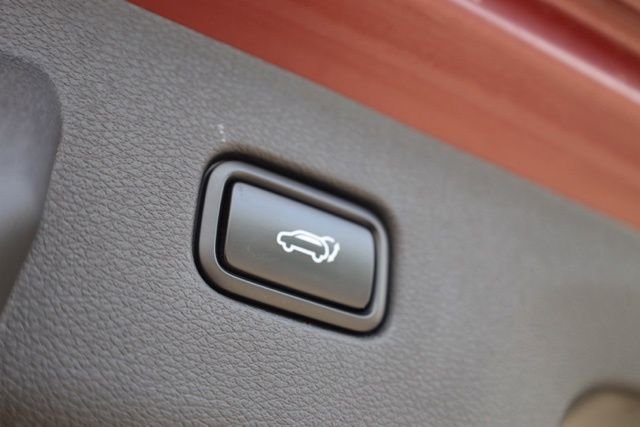 Used 2023 Red Kia SX-Prestige image 38