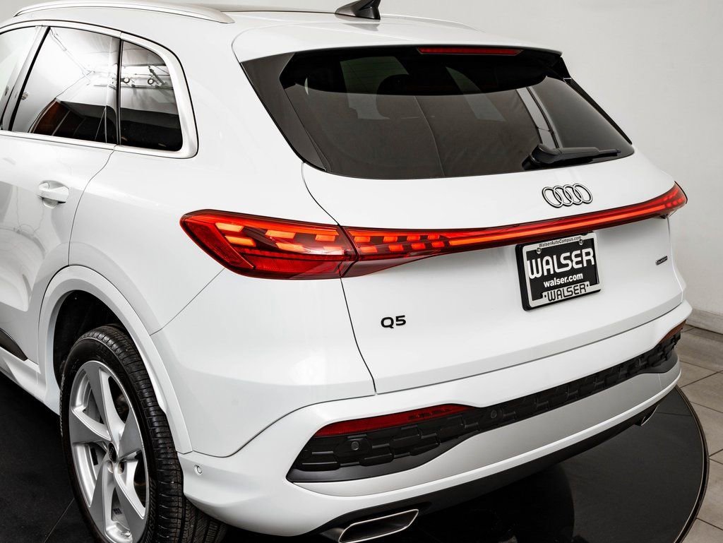 Used 2025 Glacier White Audi 2.0T Premium Plus image 19