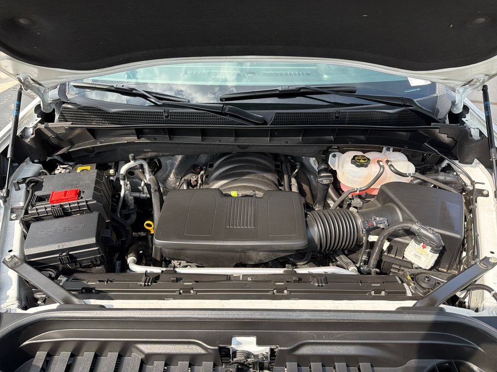 Certified Used 2024 Summit White GMC SLT image 25