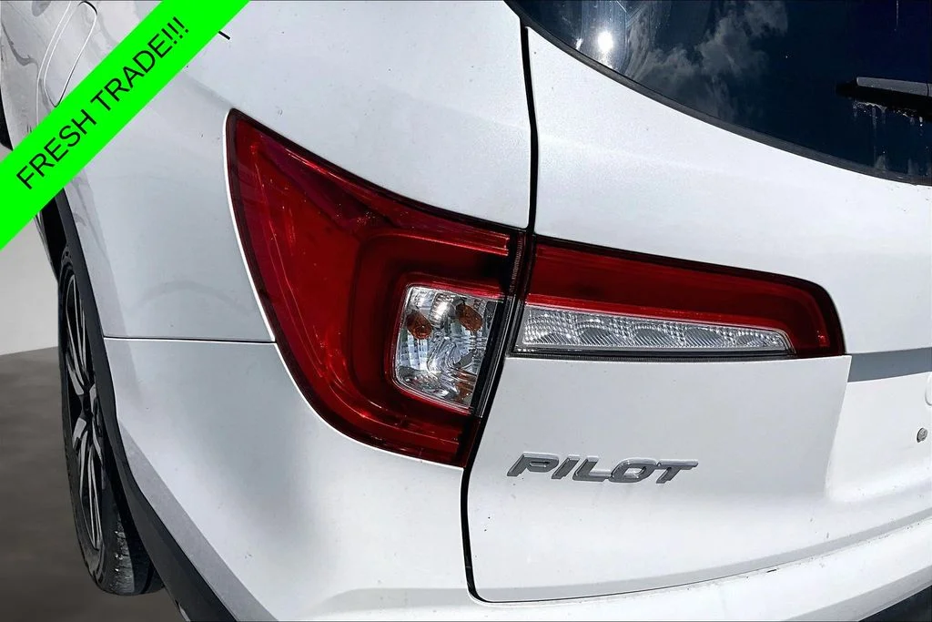 Used 2022  Honda Touring image 23
