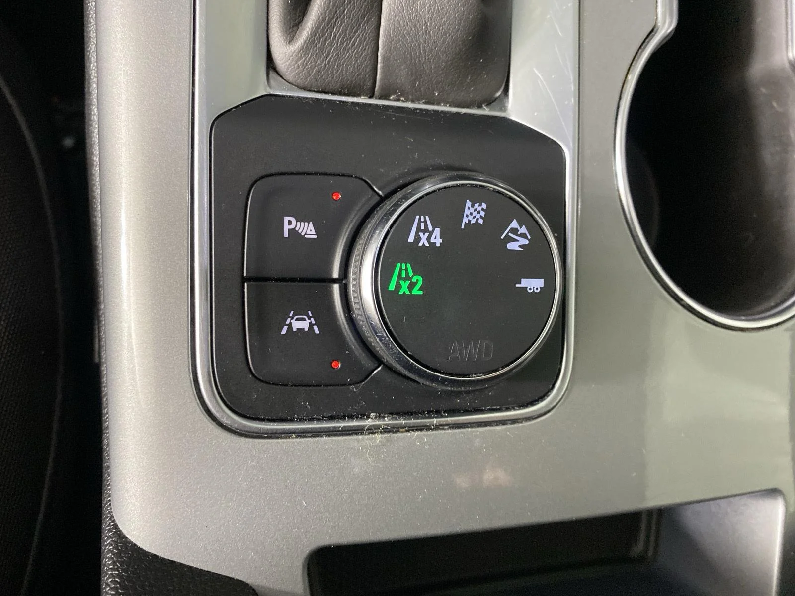 Used 2021 Iron Gray Metallic Chevrolet LT image 21