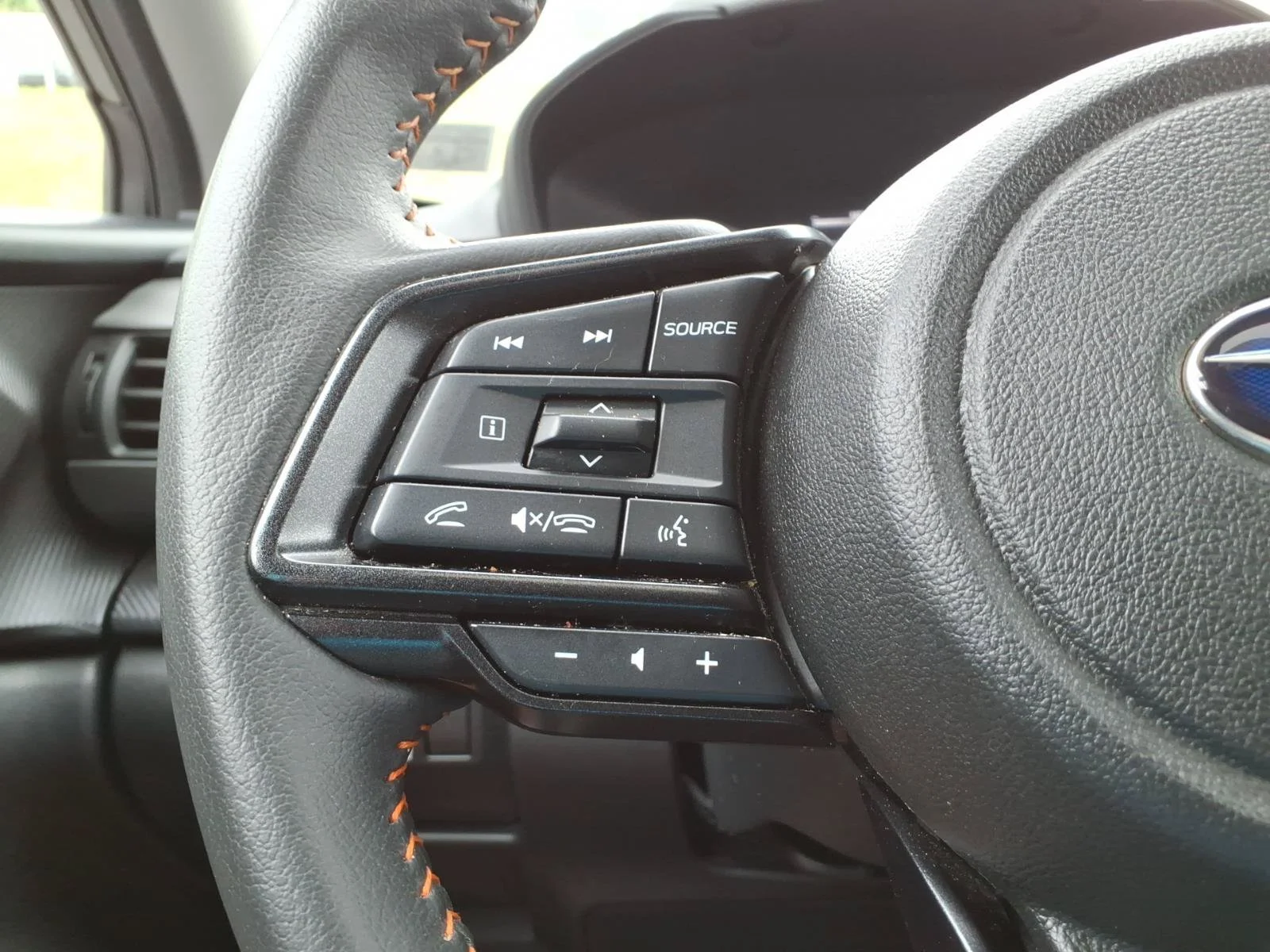 Used 2024 Alpine Green Subaru Limited image 27