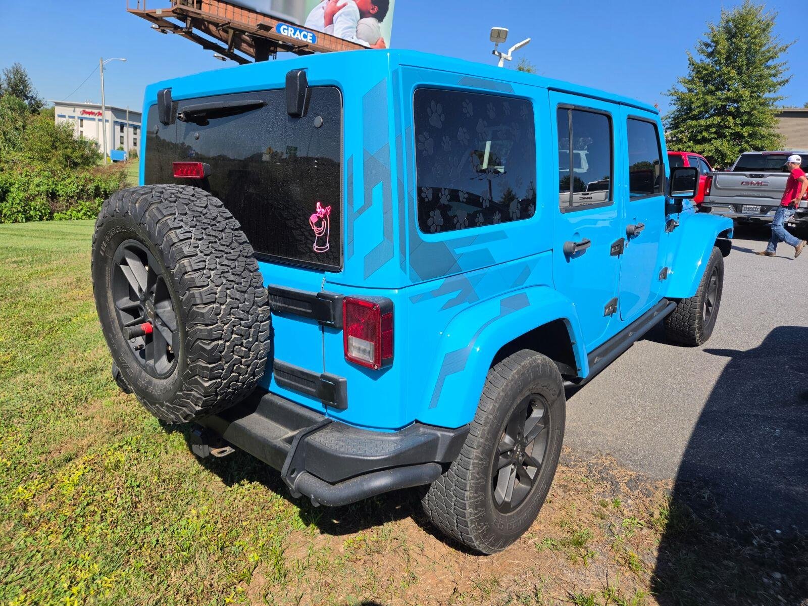Used 2017 Blur Jeep Winter image 6