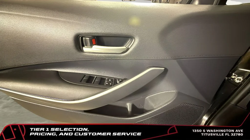 Used 2020 Black Toyota SE image 22