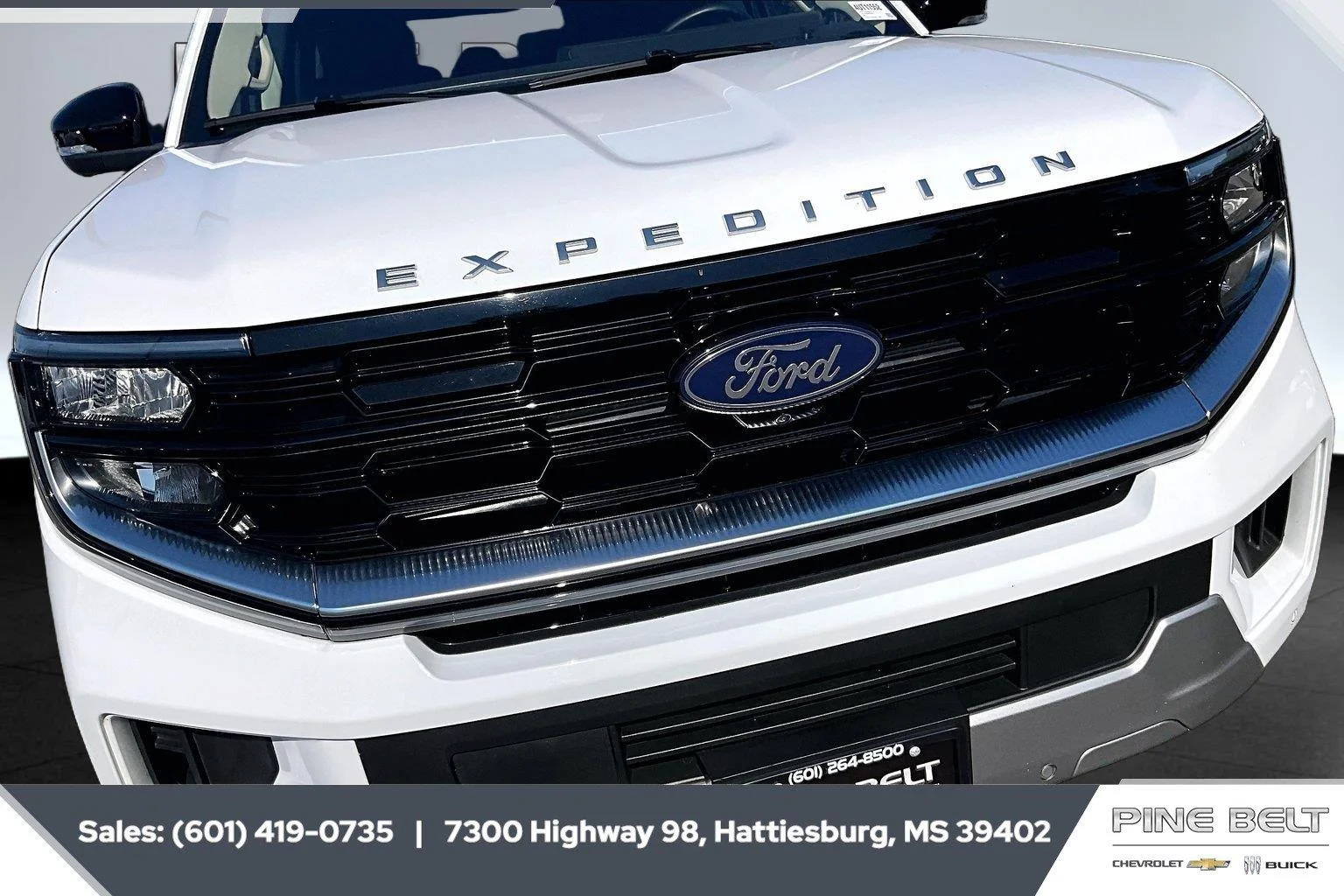 Used 2025 Oxford White Ford Platinum image 22