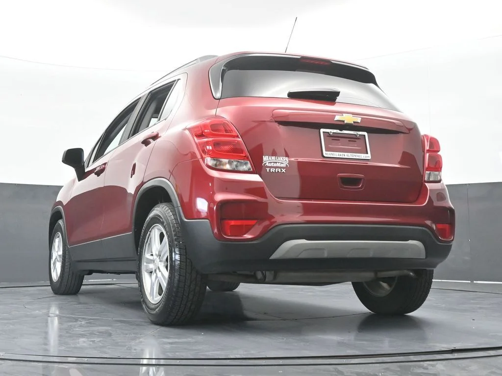 Used 2021 Crimson Metallic Chevrolet LT image 55
