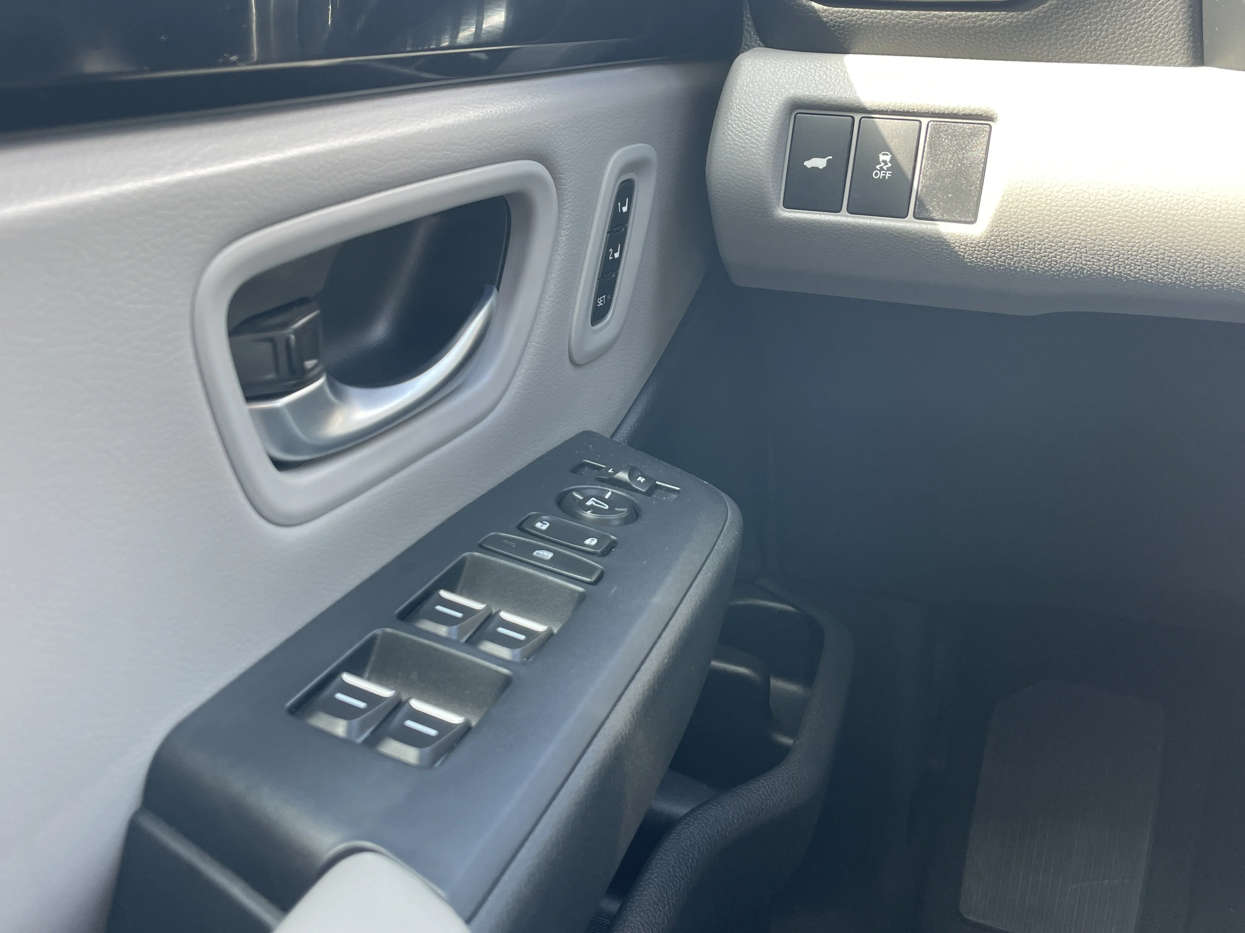 2025 Honda Pilot EX-L - Photo 23