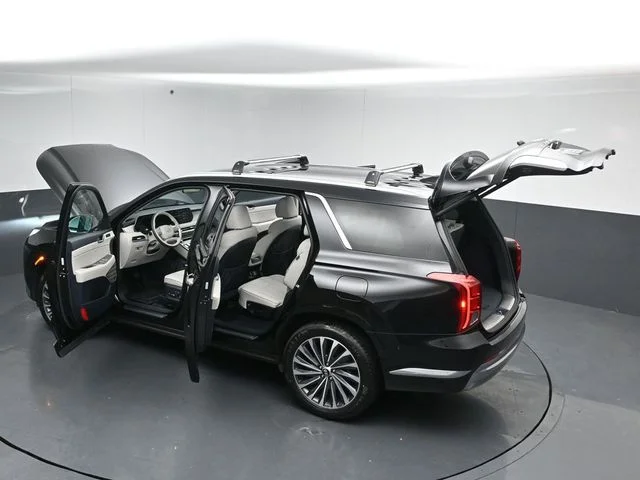 Certified Used 2025 Abyss Black Pearl Hyundai Calligraphy image 57