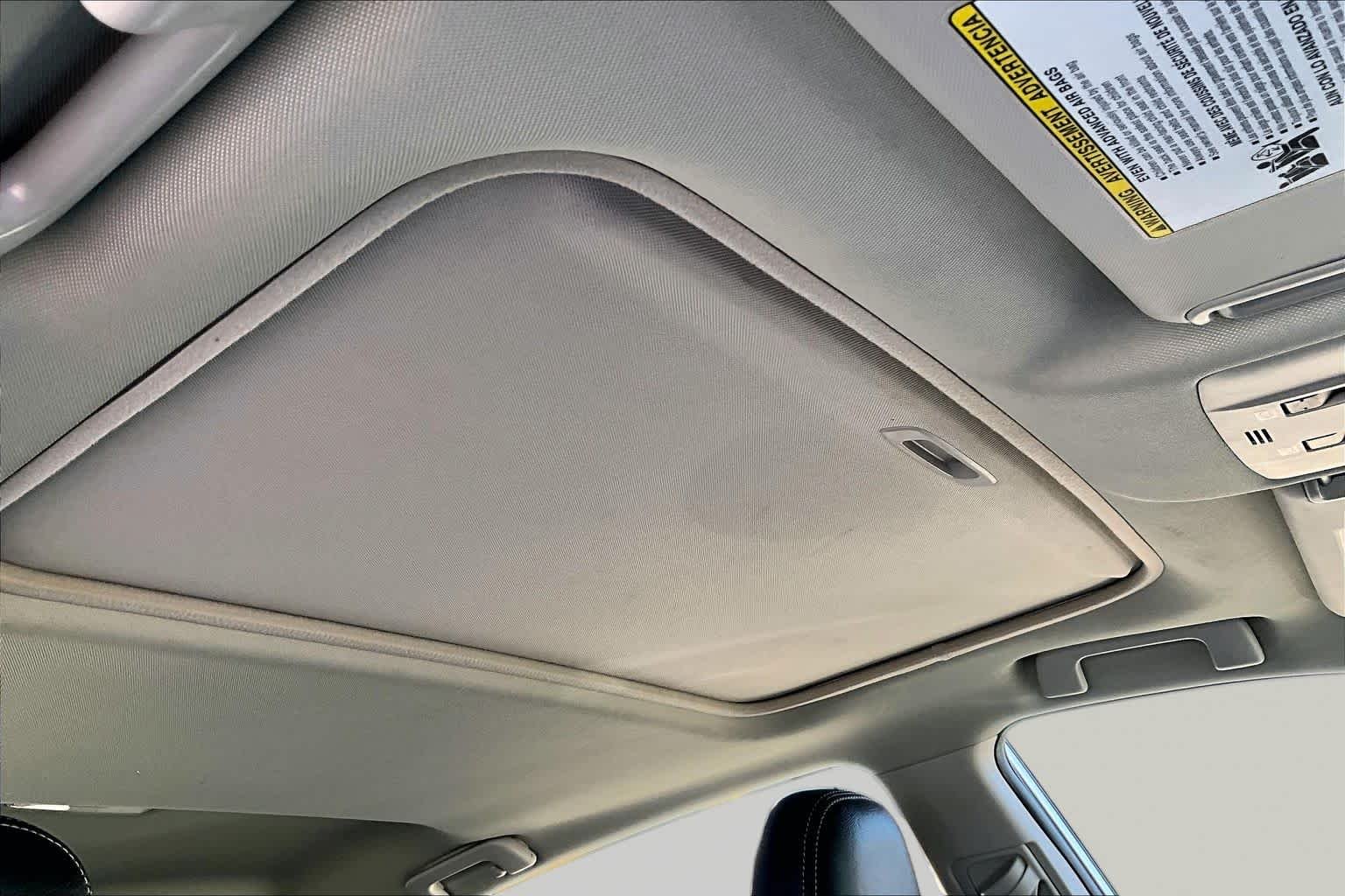 Used 2015 Classic Silver Metallic Toyota XLE image 13