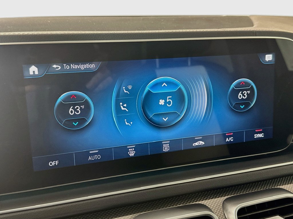 Certified Used 2023  Mercedes-Benz GLE 450 image 16