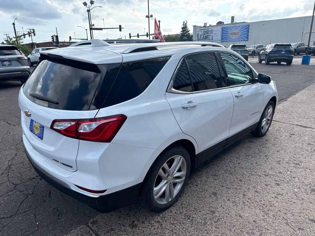 Used 2018 SUMMIT WHITE Chevrolet Premier image 13