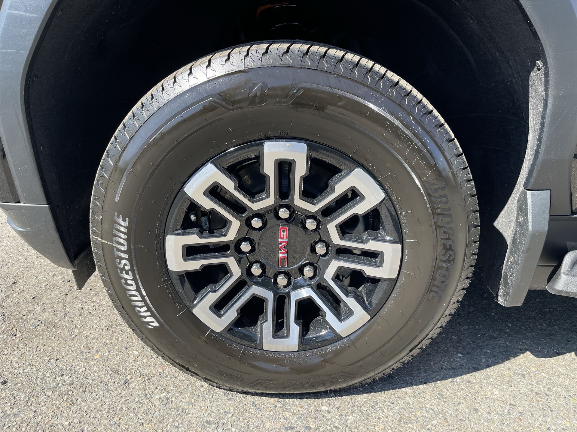 2026 GMC Sierra EV Elevation - Photo 65