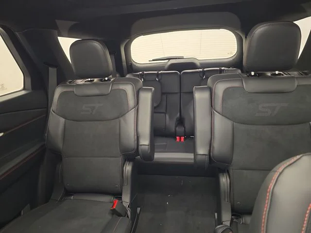 New 2026 Agate Black Metallic Ford ST image 27