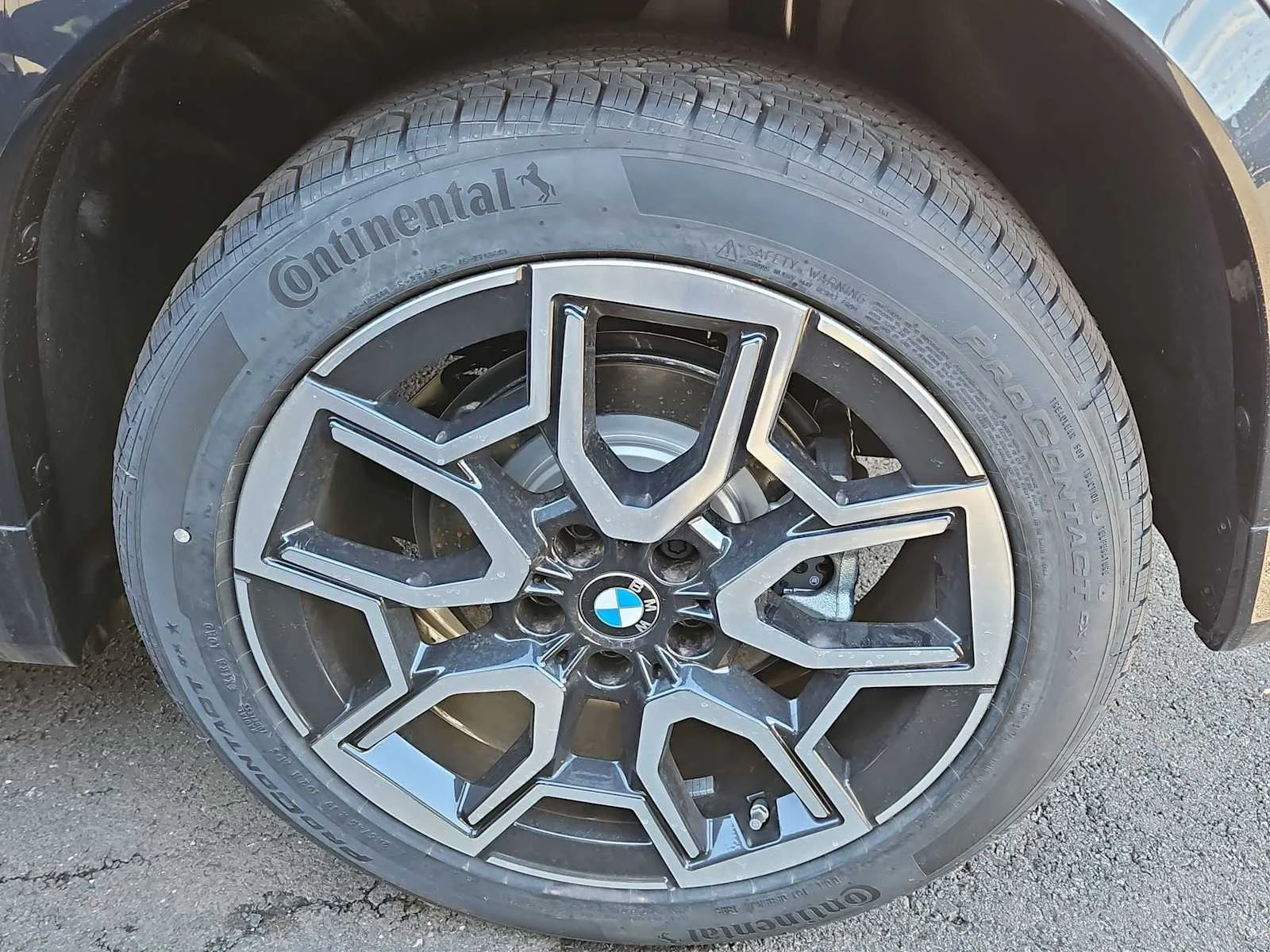New 2026 White BMW xDrive28i image 13