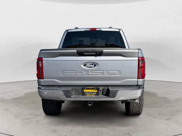 Used 2024 Silver Ford XLT image 7