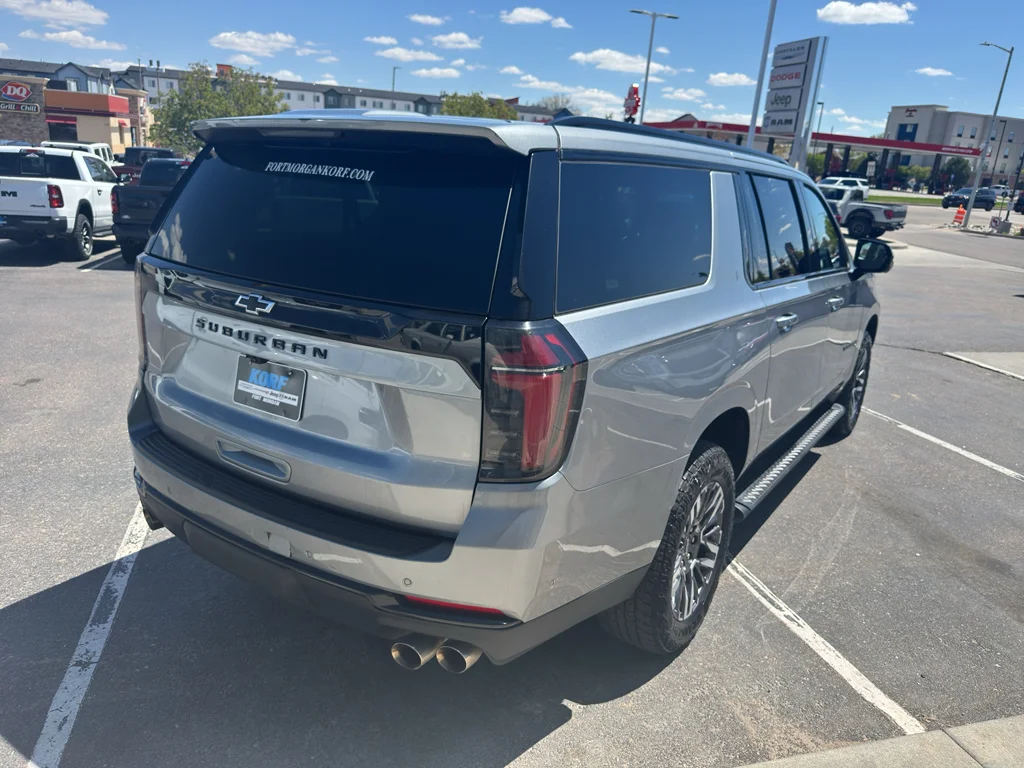 Used 2025 Gray Chevrolet Z71 image 5