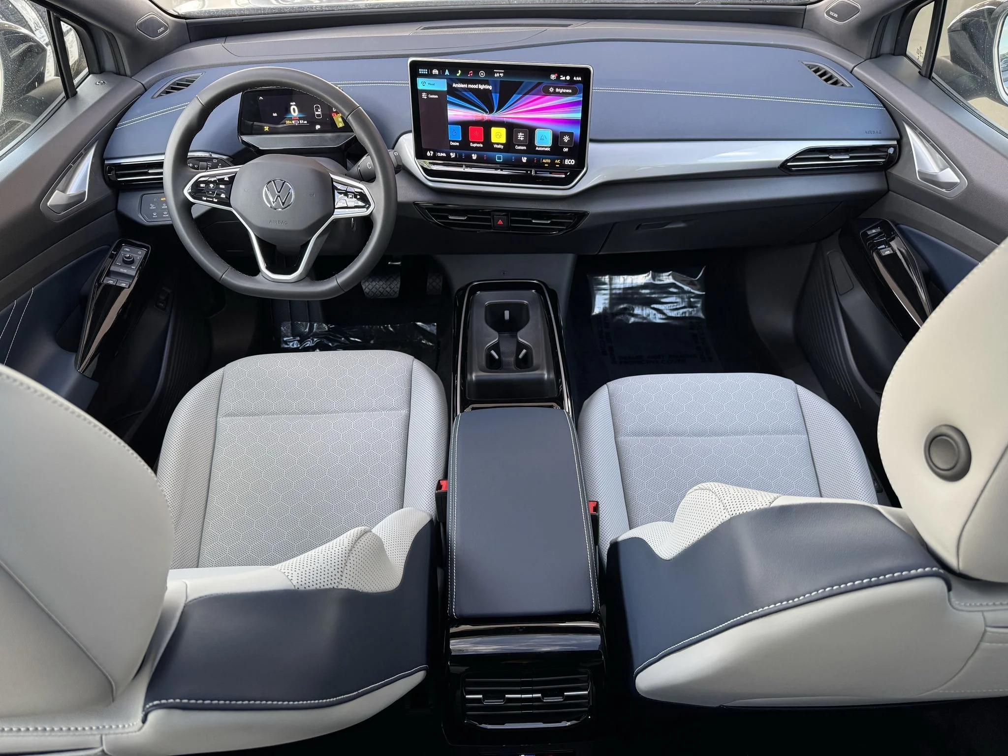 New 2026 Pure Gray w/Black Roof Volkswagen Pro S Plus image 30