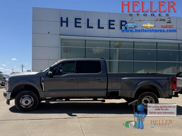 2024 Ford F-350 Super Duty LARIAT