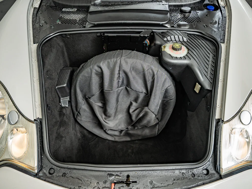 Used 2003 Carrara White Porsche Carrera image 46