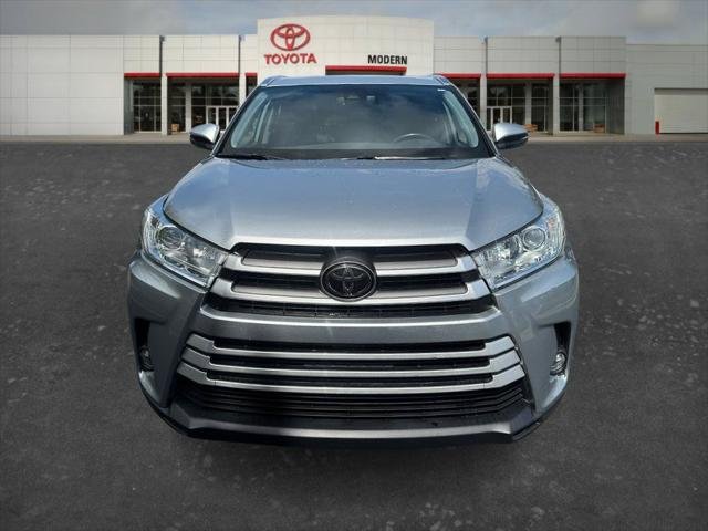 Certified Used 2019 CELESTIAL SILVER METALLIC Toyota  image 2