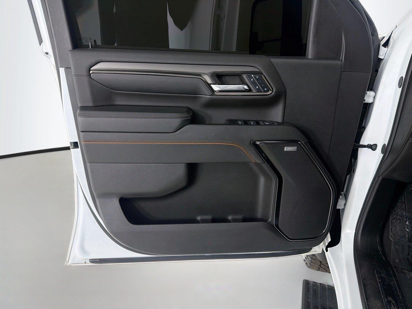 Used 2024 Summit White GMC AT4 image 7