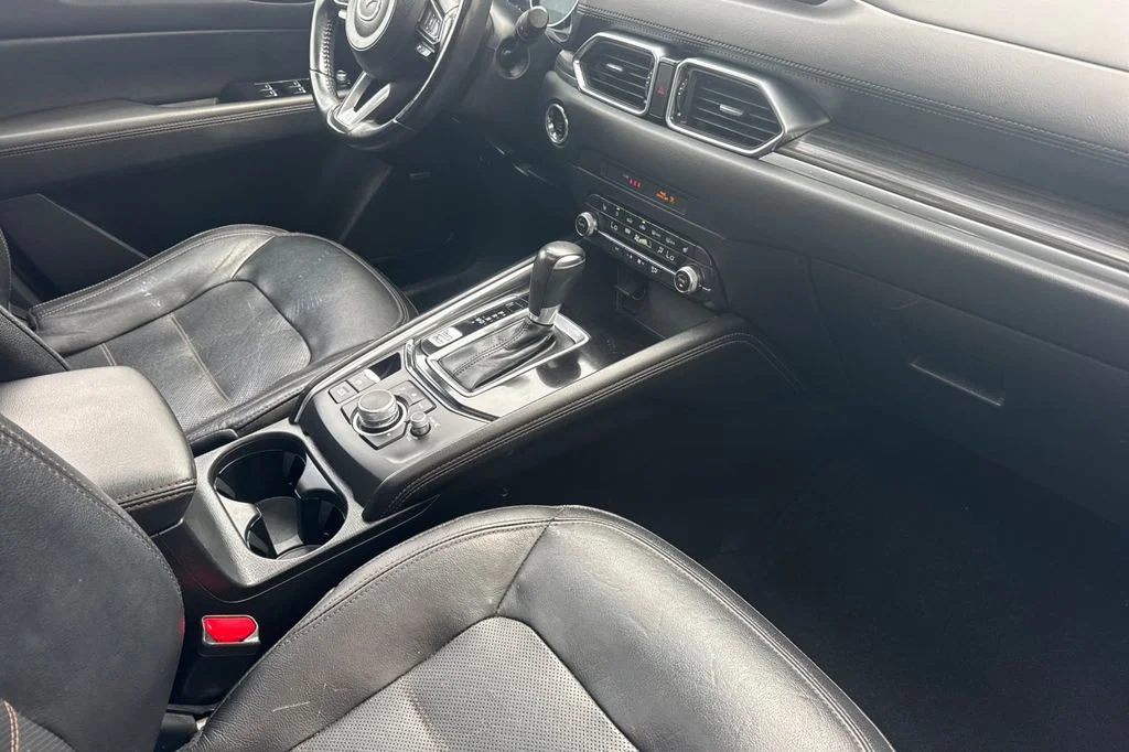 Used 2019 Black Mazda Grand Touring image 20