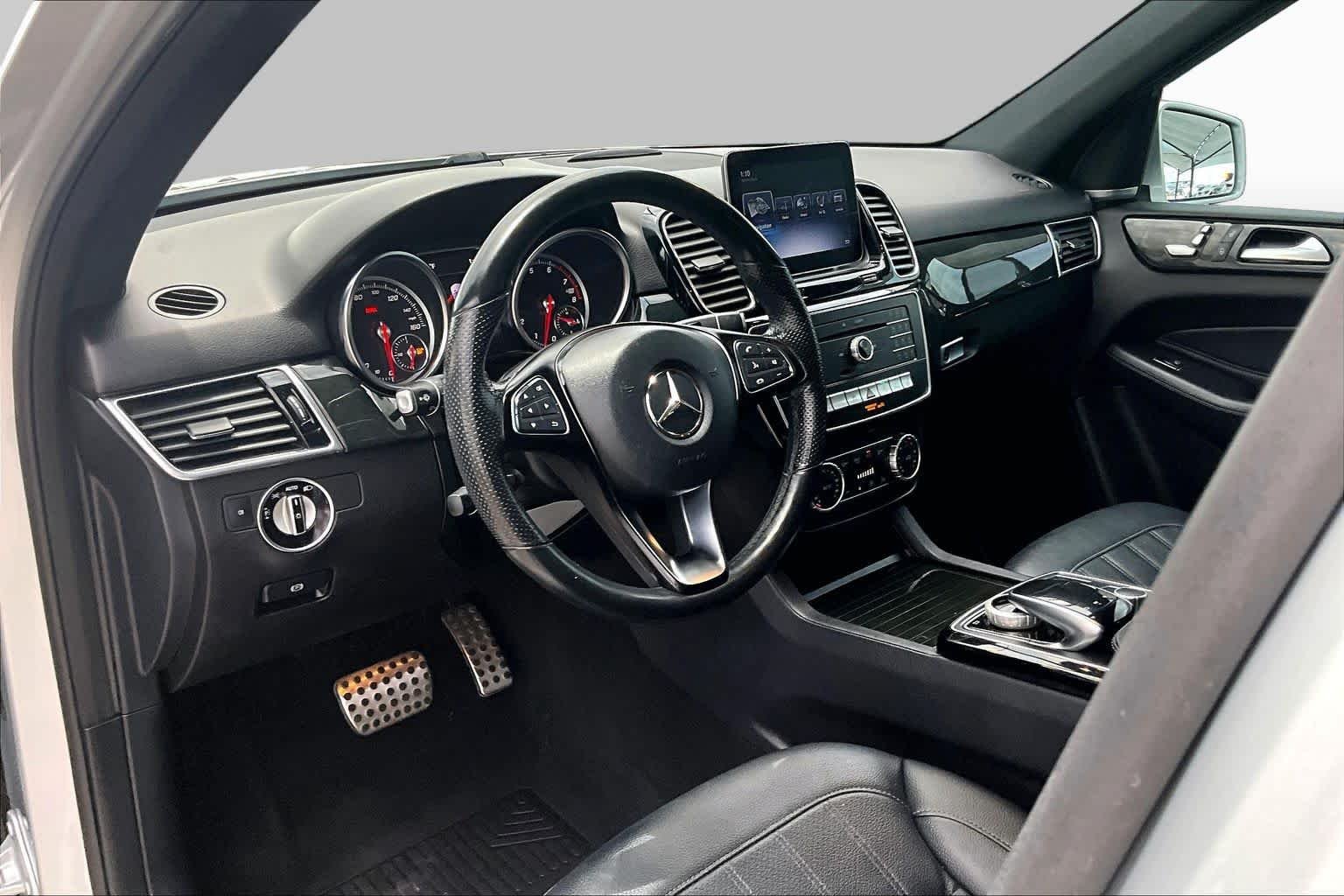 Used 2019 Iridium Silver Metallic Mercedes-Benz GLE 400 image 18