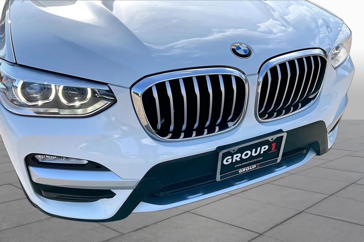 Used 2018 Alpine White BMW xDrive30i image 29