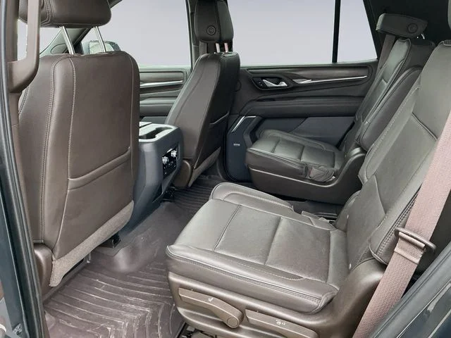 Used 2021 Hunter Green GMC Denali image 13
