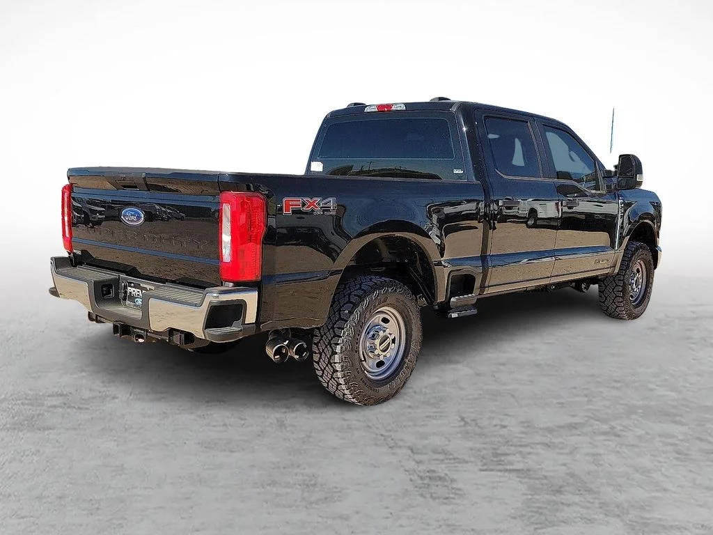 2025 Ford F-250 Super Duty XL - Photo 11