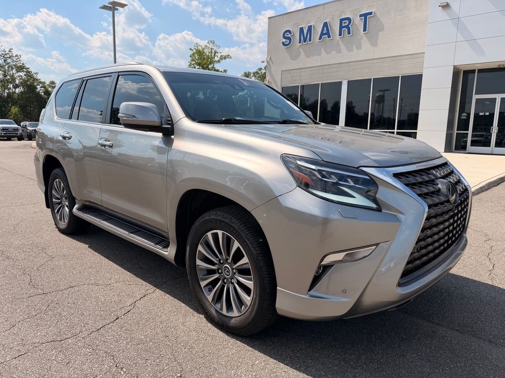 Used 2023 Atomic Silver Lexus 460 Luxury image 2