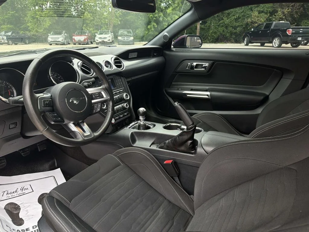 Used 2015 Black Ford GT image 18