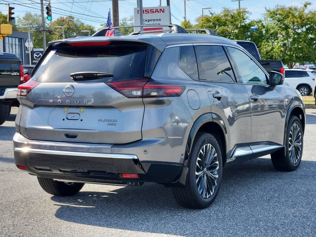 2026 Nissan Rogue Platinum - Photo 3