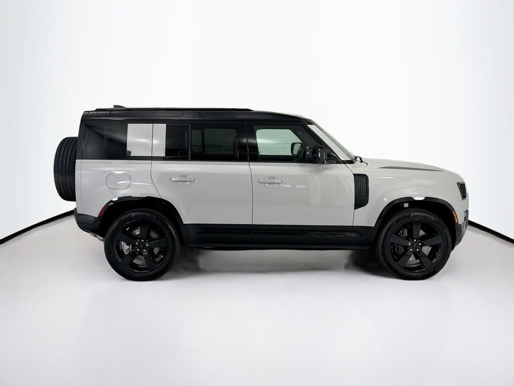 New 2026 Borasco Grey Land Rover X-Dynamic SE image 4