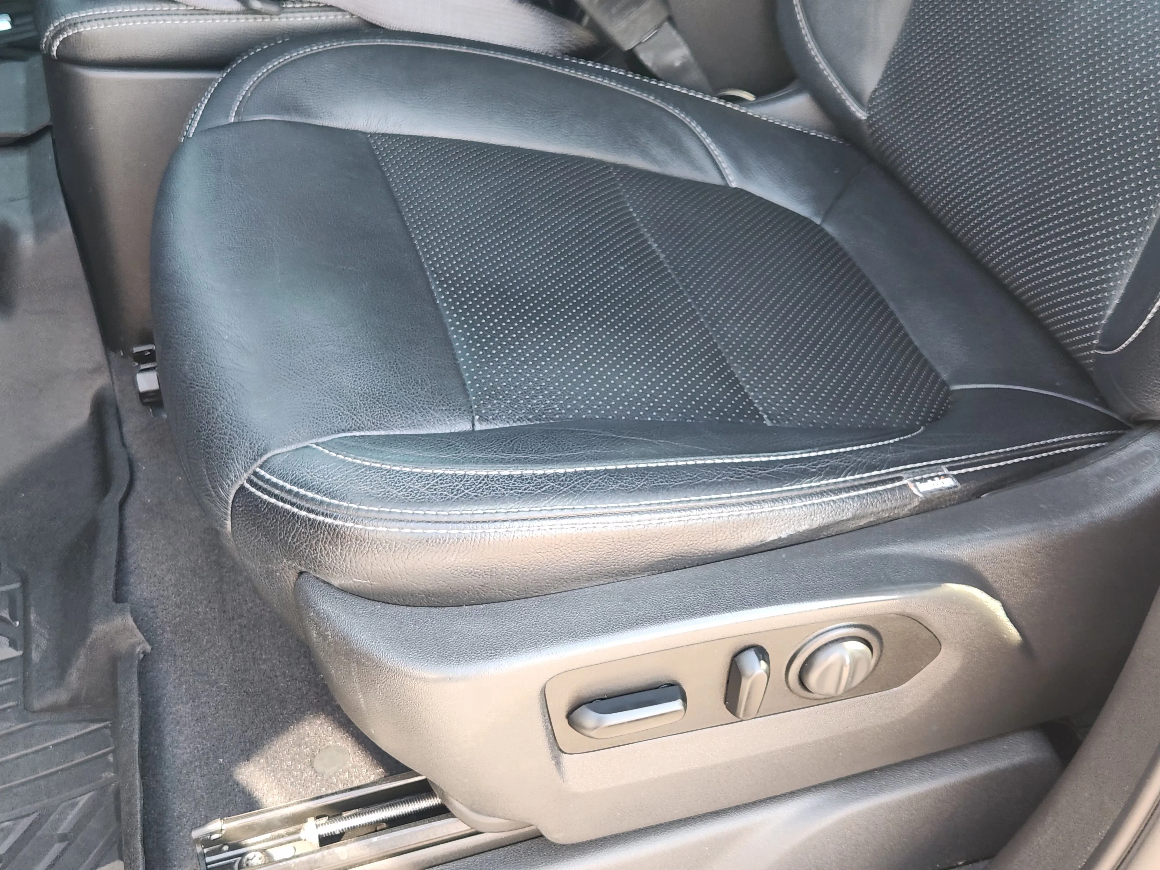 Used 2020 Shadow Gray Metallic Chevrolet LT Texas Edition image 25
