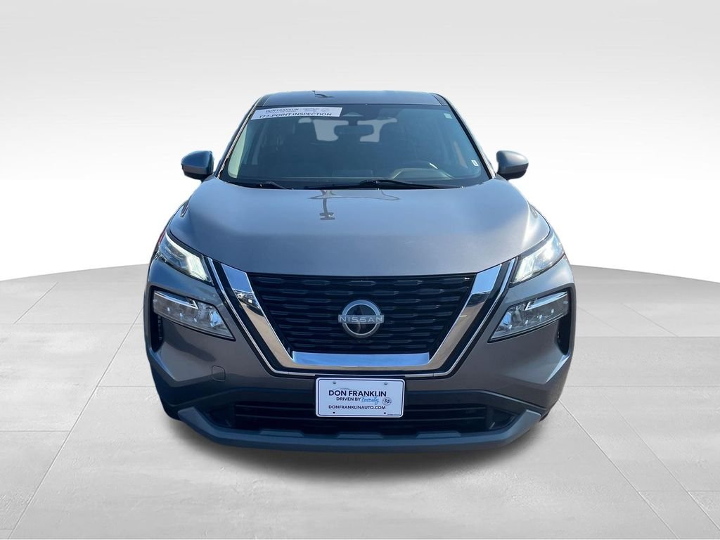 Used 2023 Gray Nissan SV image 8