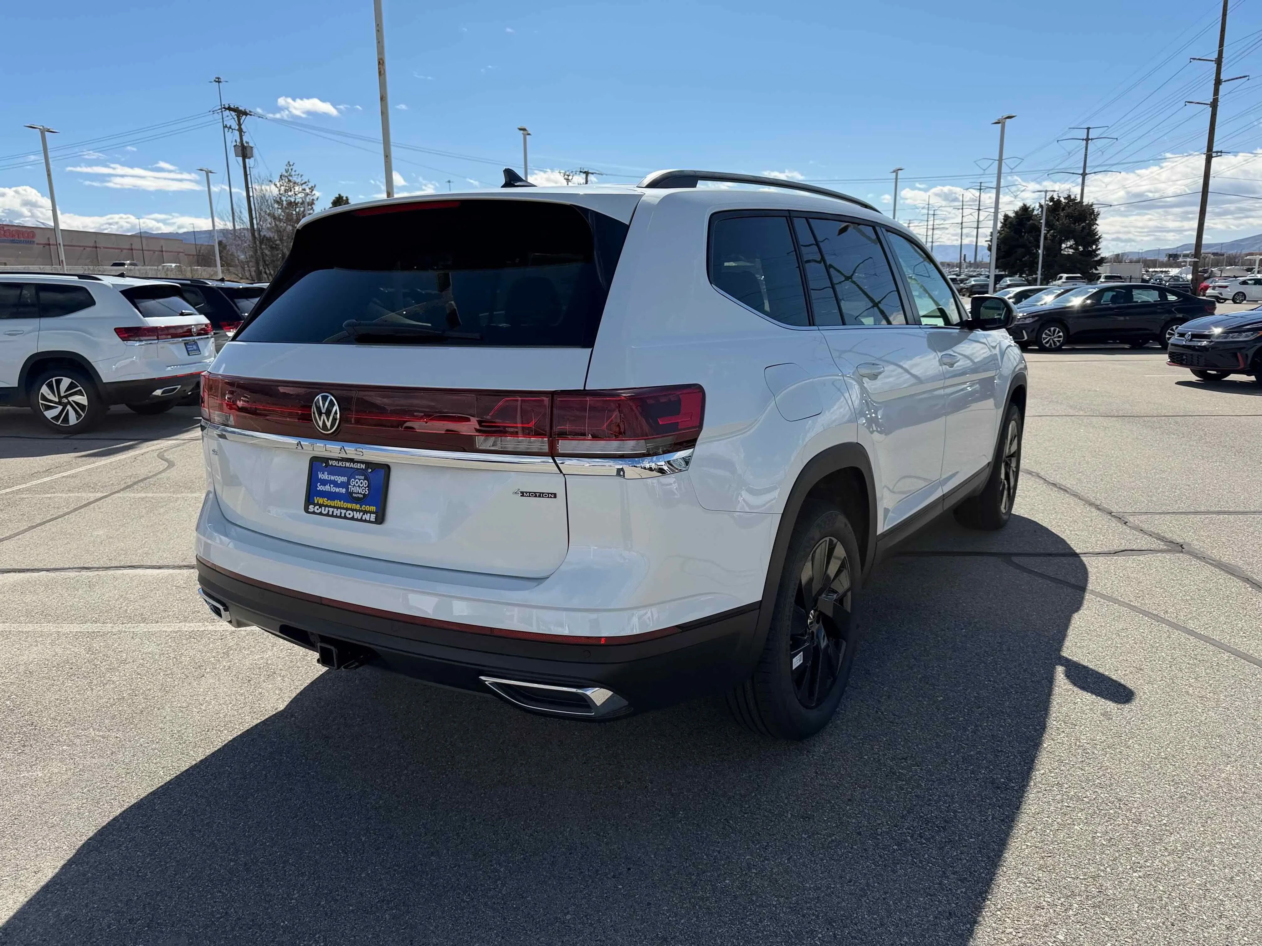 New 2026 Opal White Volkswagen 2.0T SE w/Technology image 5